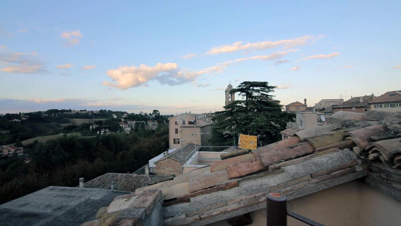 Hotel Palazzo Meraviglia Albergo Diffuso Corinaldo Buitenkant foto