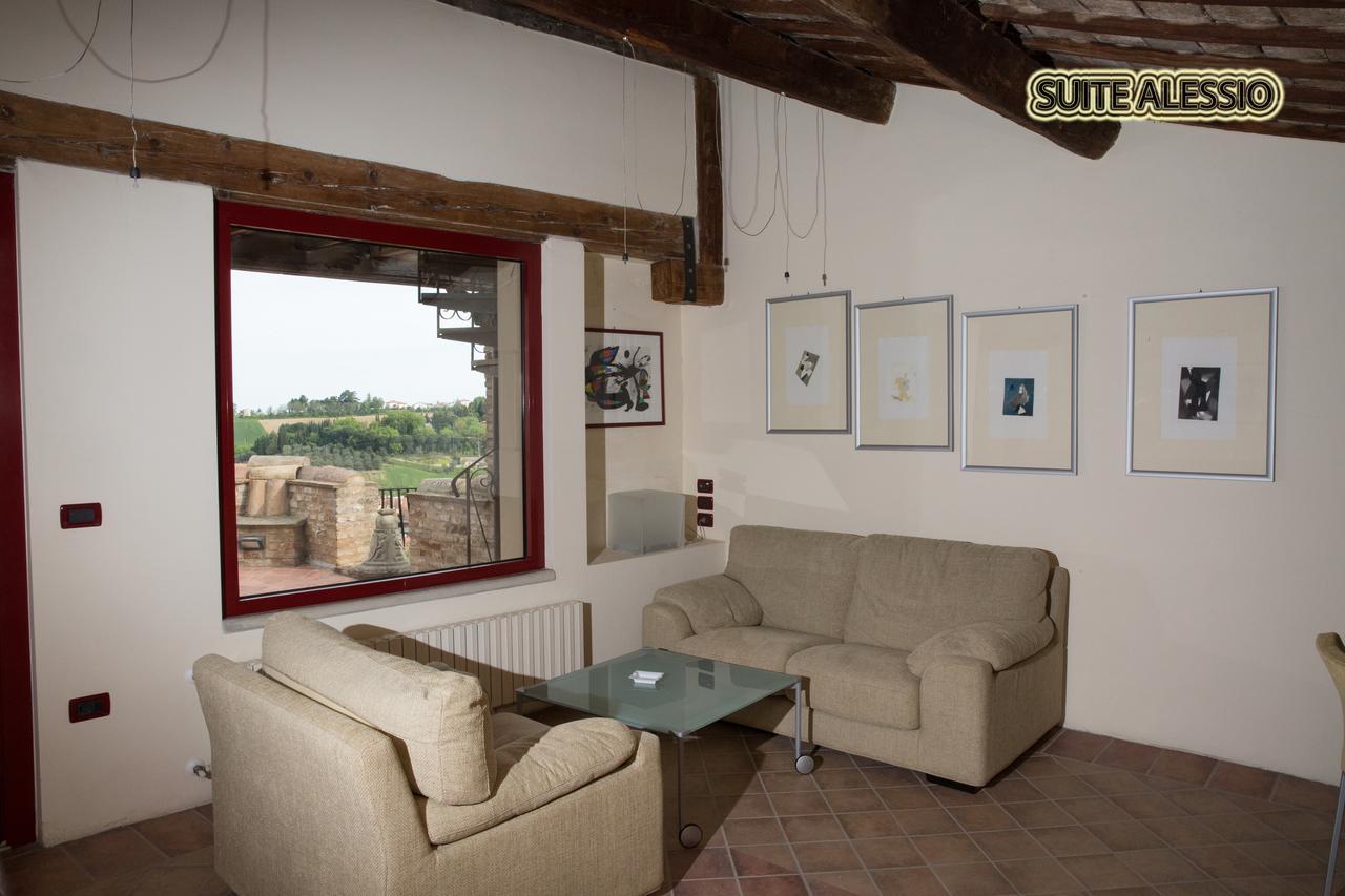 Hotel Palazzo Meraviglia Albergo Diffuso Corinaldo Buitenkant foto