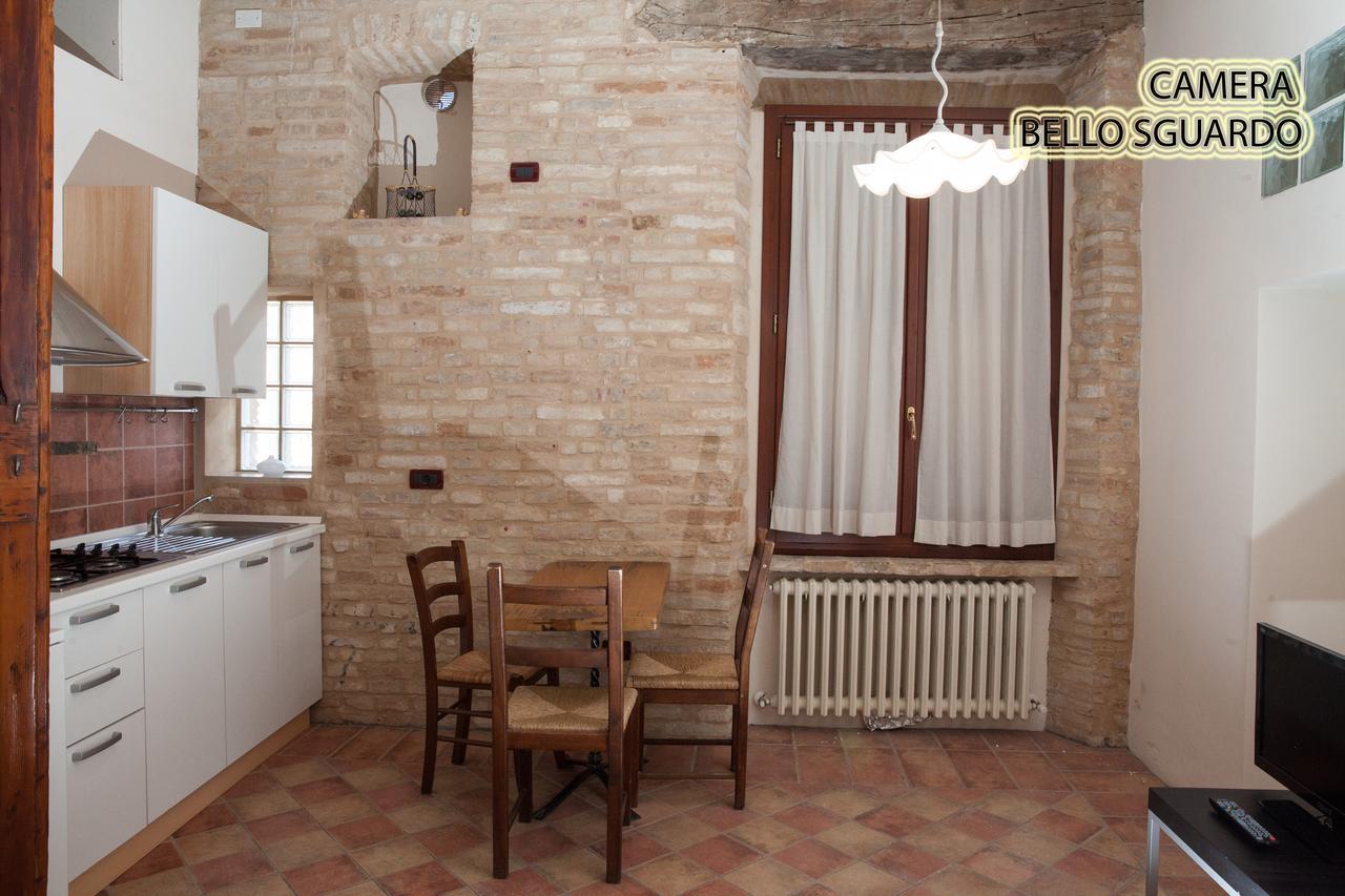 Hotel Palazzo Meraviglia Albergo Diffuso Corinaldo Buitenkant foto
